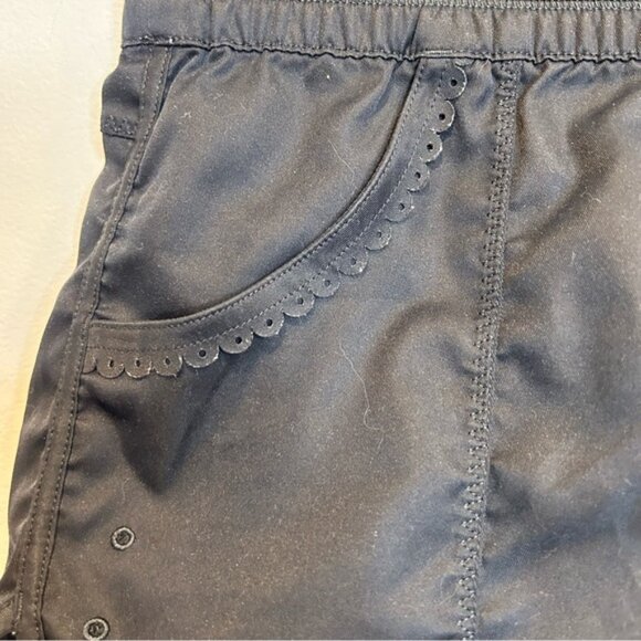 Lululemon Eyelet Trim Shorts Black - Picture 2 of 6